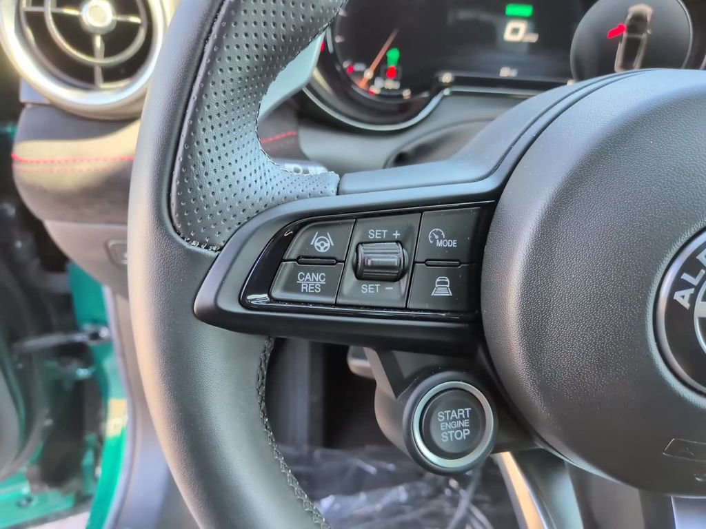 Used 2024 Alfa Romeo Tonale Veloce w/ Active Assist Package image 24