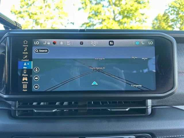 Used 2024 Jeep Wrangler Unlimited Rubicon w/ Technology Group image 39