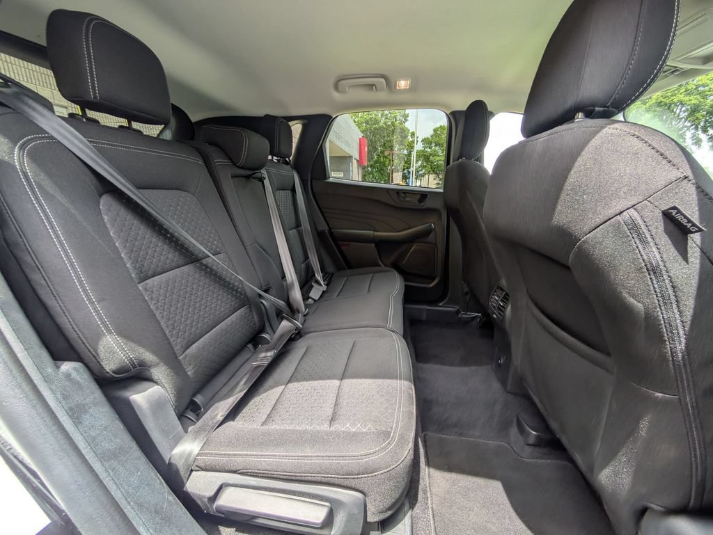 Used 2025 Ford Escape Active AWD/4WD image 29