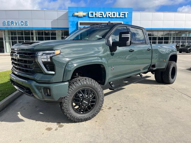 New 2026 Chevrolet Silverado 3500 LTZ w/ LTZ Plus Package AWD/4WD image 2