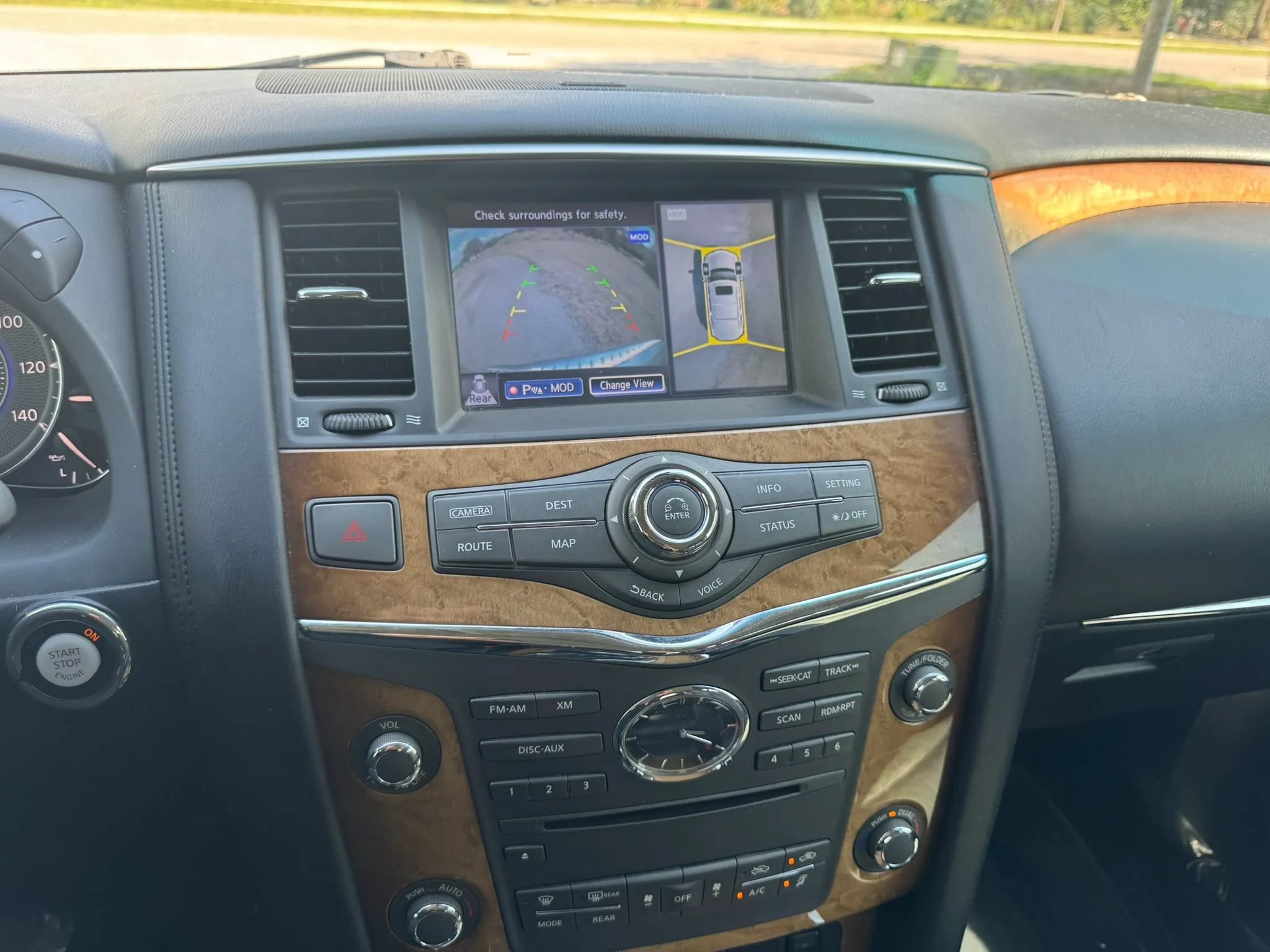 Used 2014 INFINITI QX80 2WD w/ Theater Package image 30