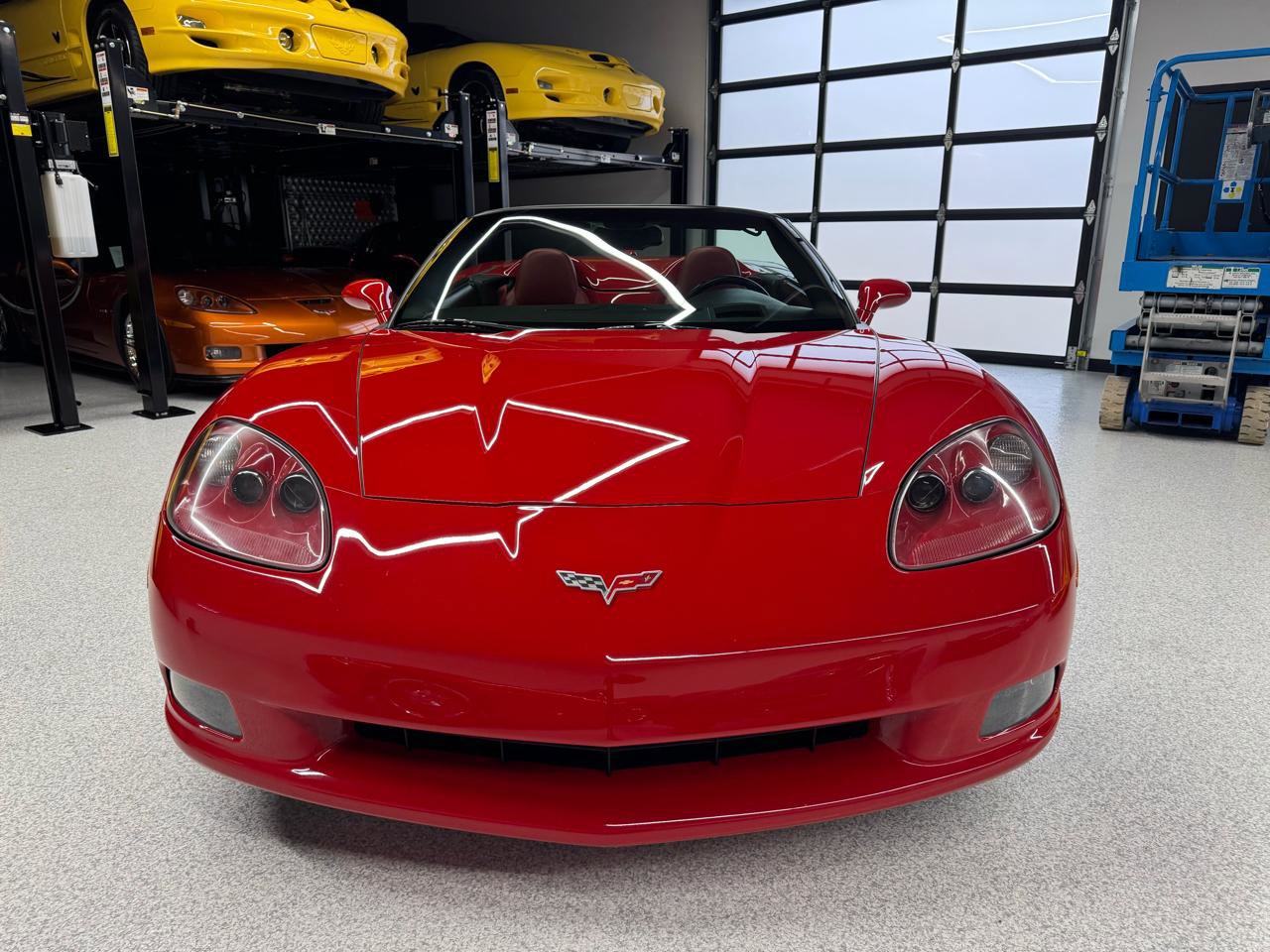 Used 2005 Chevrolet Corvette Convertible w/ Preferred Equipment Group image 21