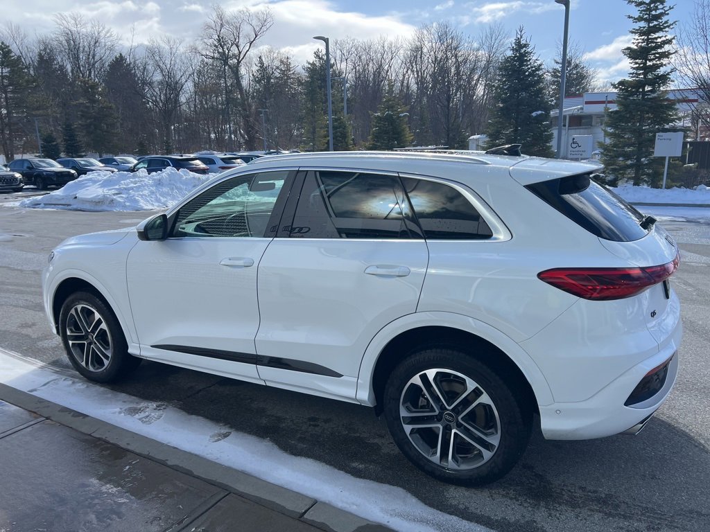 Certified 2025 Audi Q5 Premium w/ Convenience Package image 44