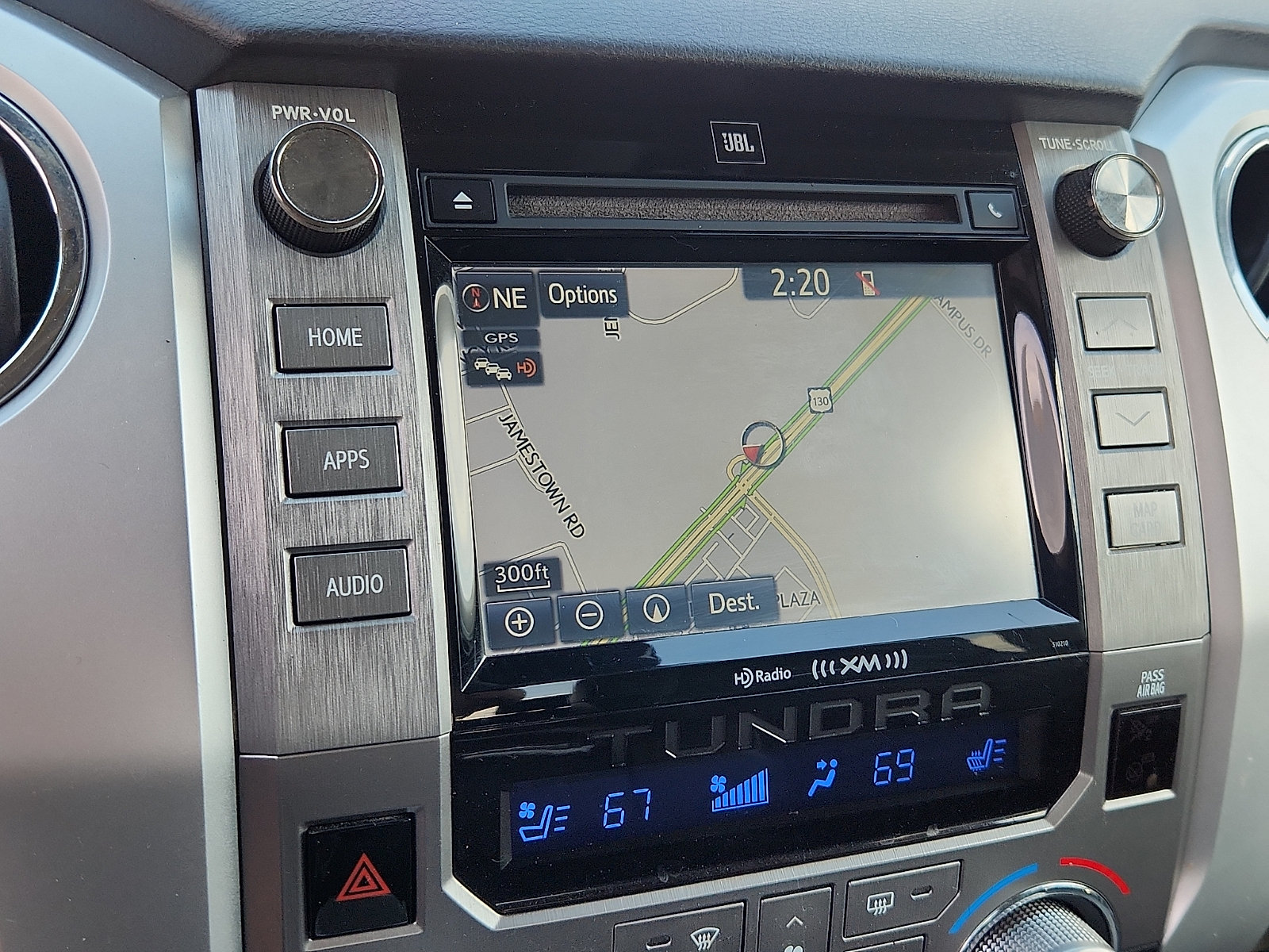 Used 2018 Toyota Tundra Platinum AWD/4WD image 18