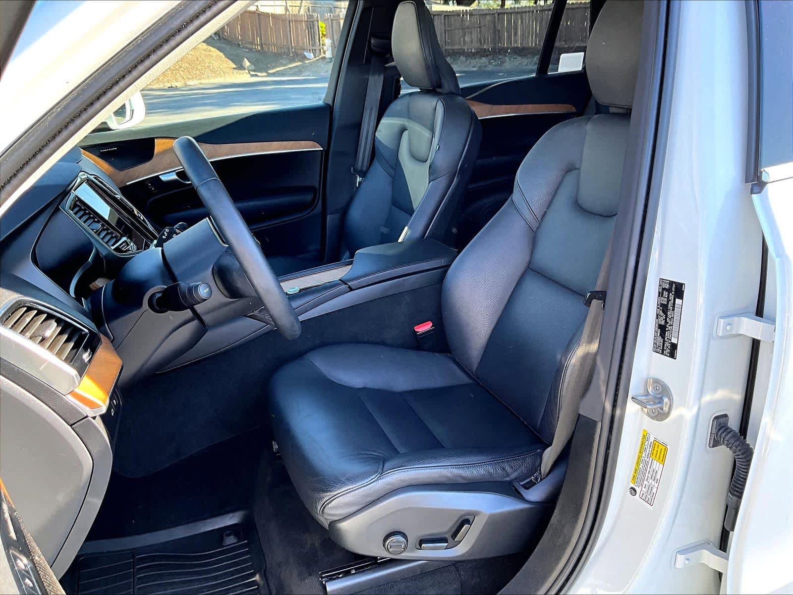 Used 2023 Volvo XC90 T8 Plus w/ Protection Package AWD/4WD image 27