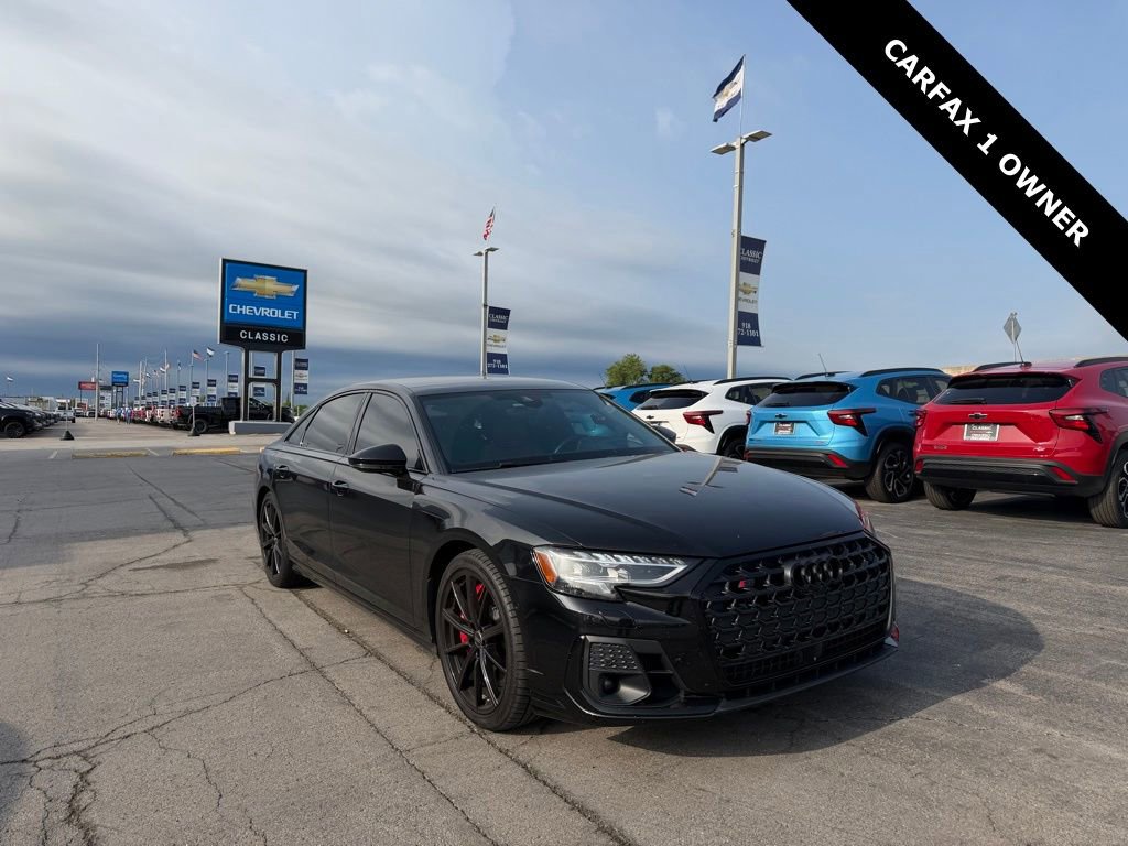 Used 2023 Audi S8 AWD/4WD image 1