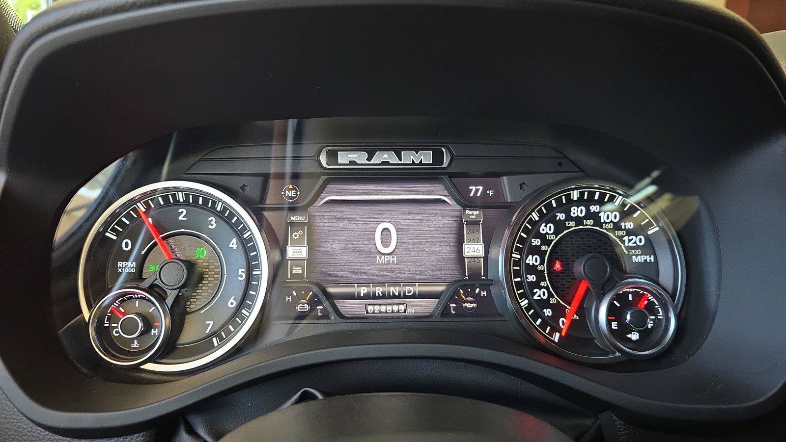 Used 2022 RAM 1500 Big Horn AWD/4WD image 10