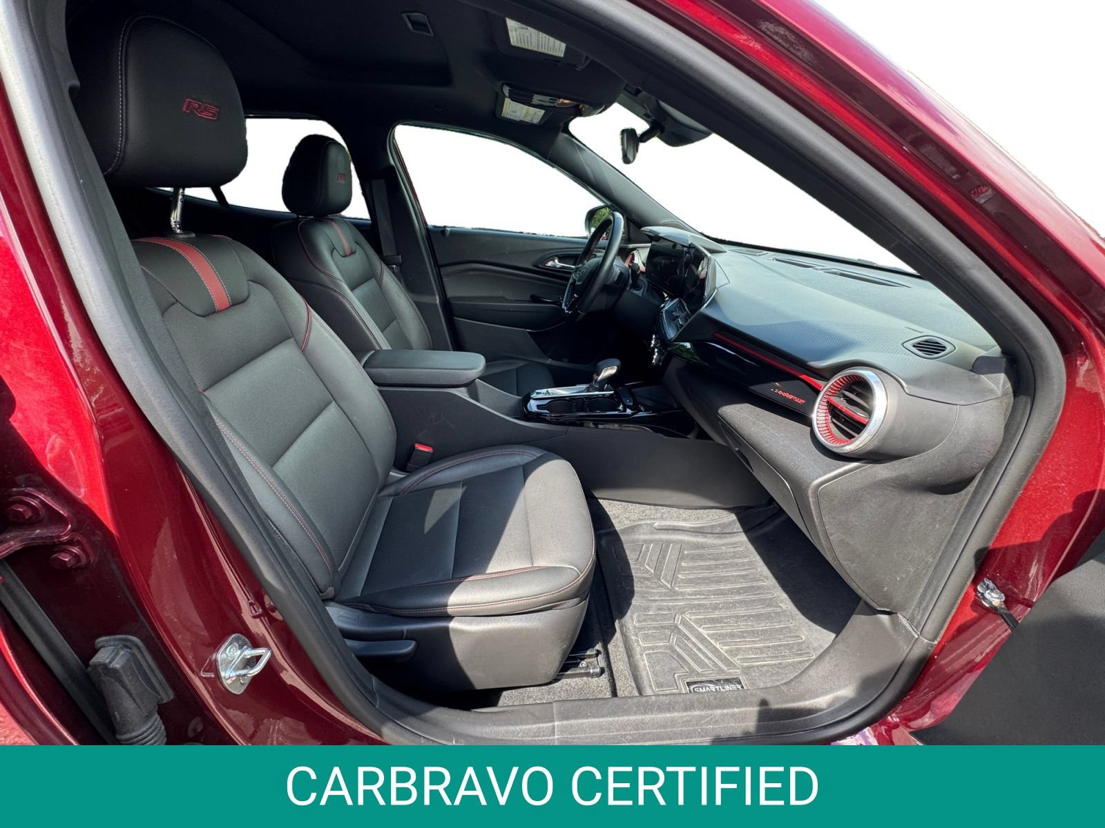 Certified 2024 Chevrolet Trax RS w/ Sunroof Package FWD image 8