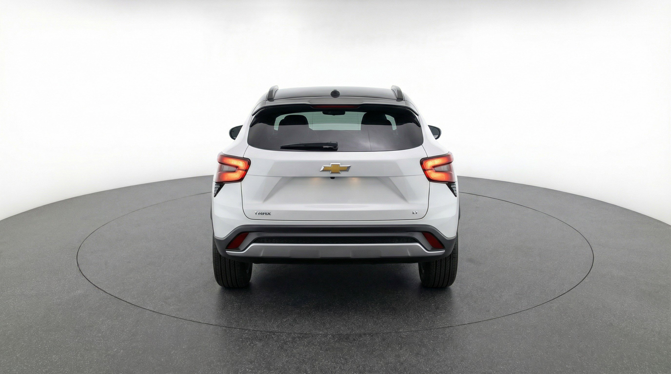 Used 2025 Chevrolet Trax LT w/ LT Convenience Package FWD image 7