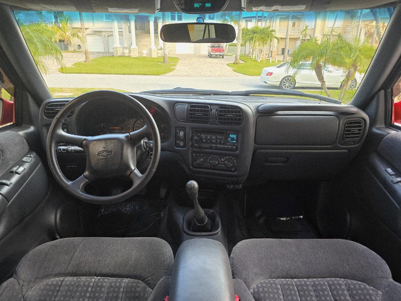 Used 2001 Chevrolet Blazer Xtreme w/ Preferred Equipment Group image 76