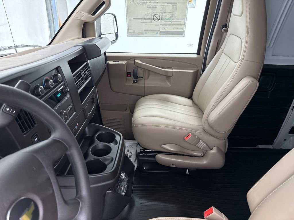 New 2025 Chevrolet Express 2500 w/ Driver Convenience Package image 27