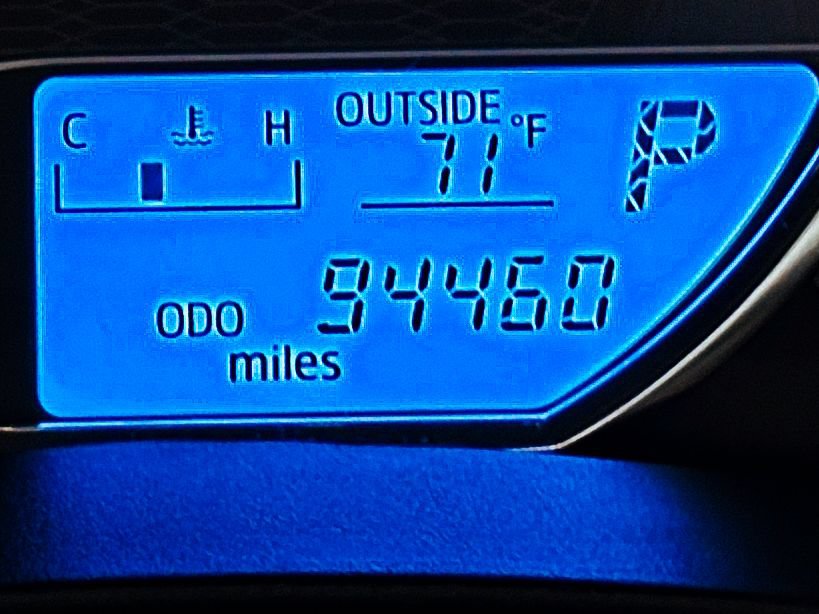 Used 2014 Toyota Corolla LE FWD image 25