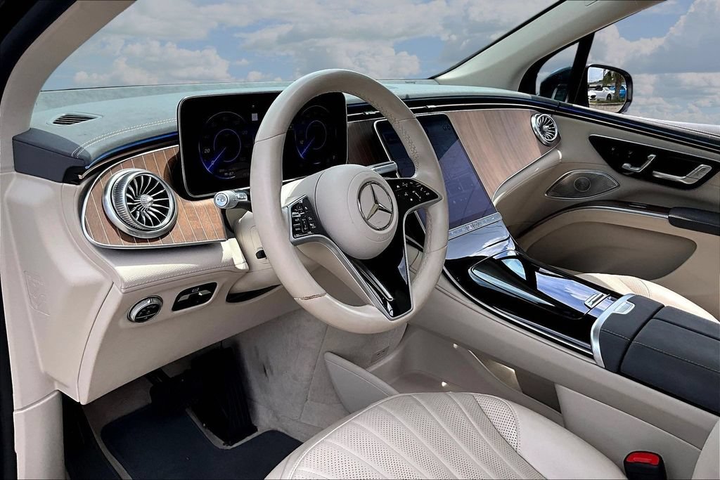 Used 2023 Mercedes-Benz EQS 450+ 4MATIC SUV image 17