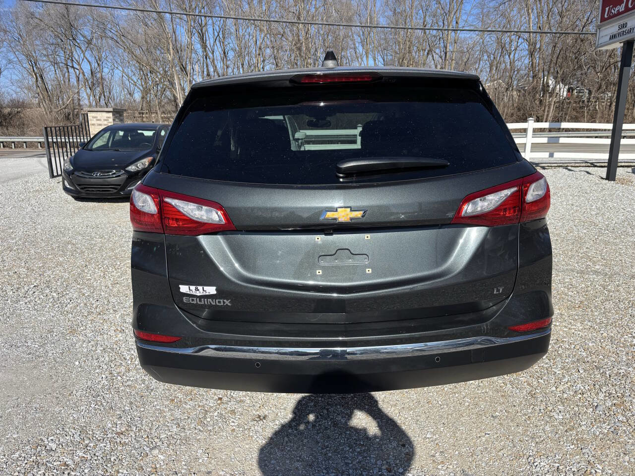 Used 2020 Chevrolet Equinox LT w/ Driver Convenience Package image 2