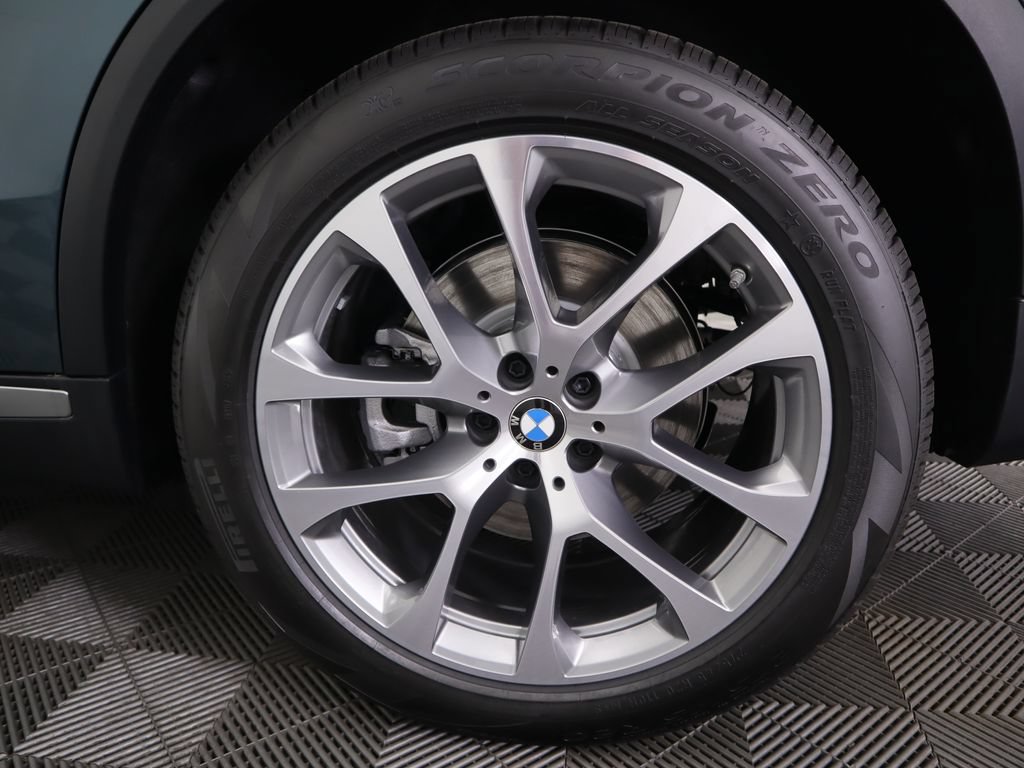 Used 2026 BMW X5 sDrive40i RWD image 33