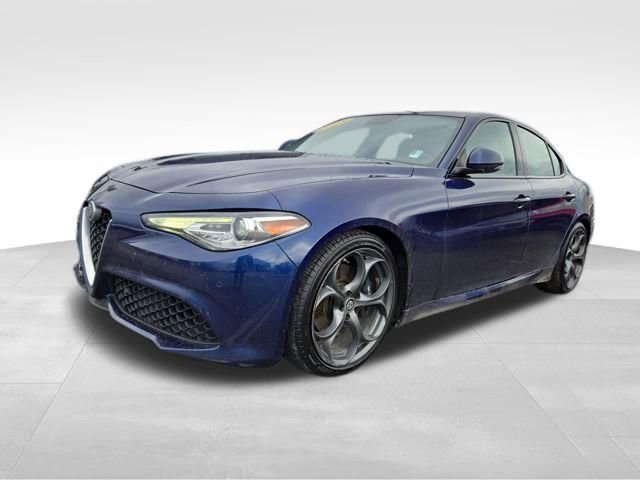 Used 2018 Alfa Romeo Giulia Ti Sport w/ Quick Order Package 22U Sport image 6