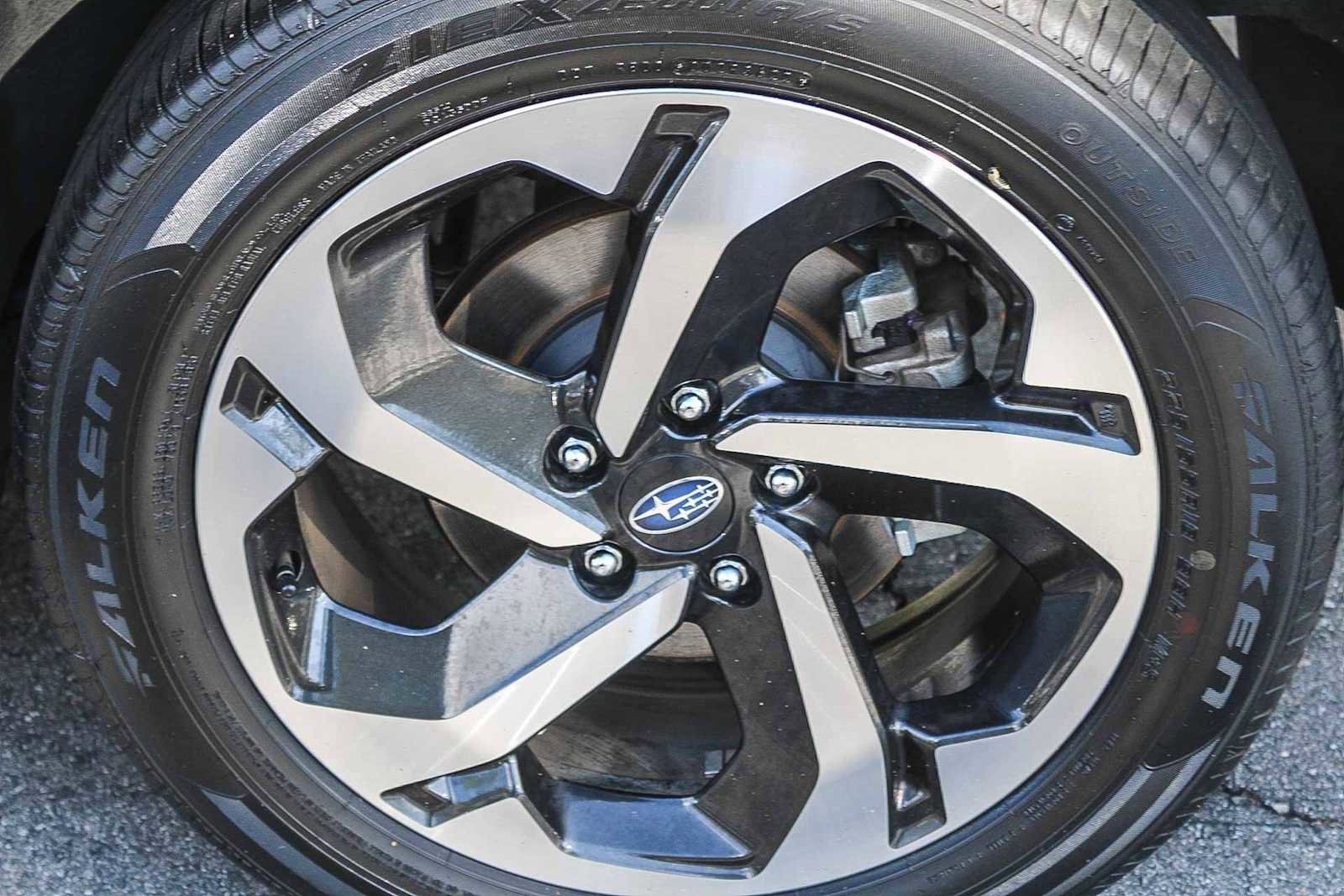 Certified 2023 Subaru Forester Touring AWD/4WD image 11