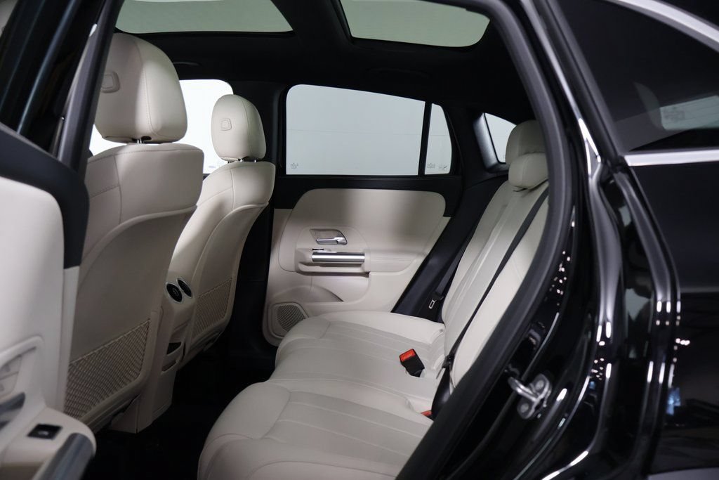 New 2026 Mercedes-Benz GLA 250 image 6