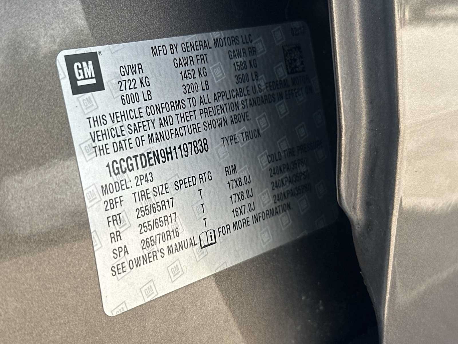 Used 2017 Chevrolet Colorado Z71 AWD/4WD image 40