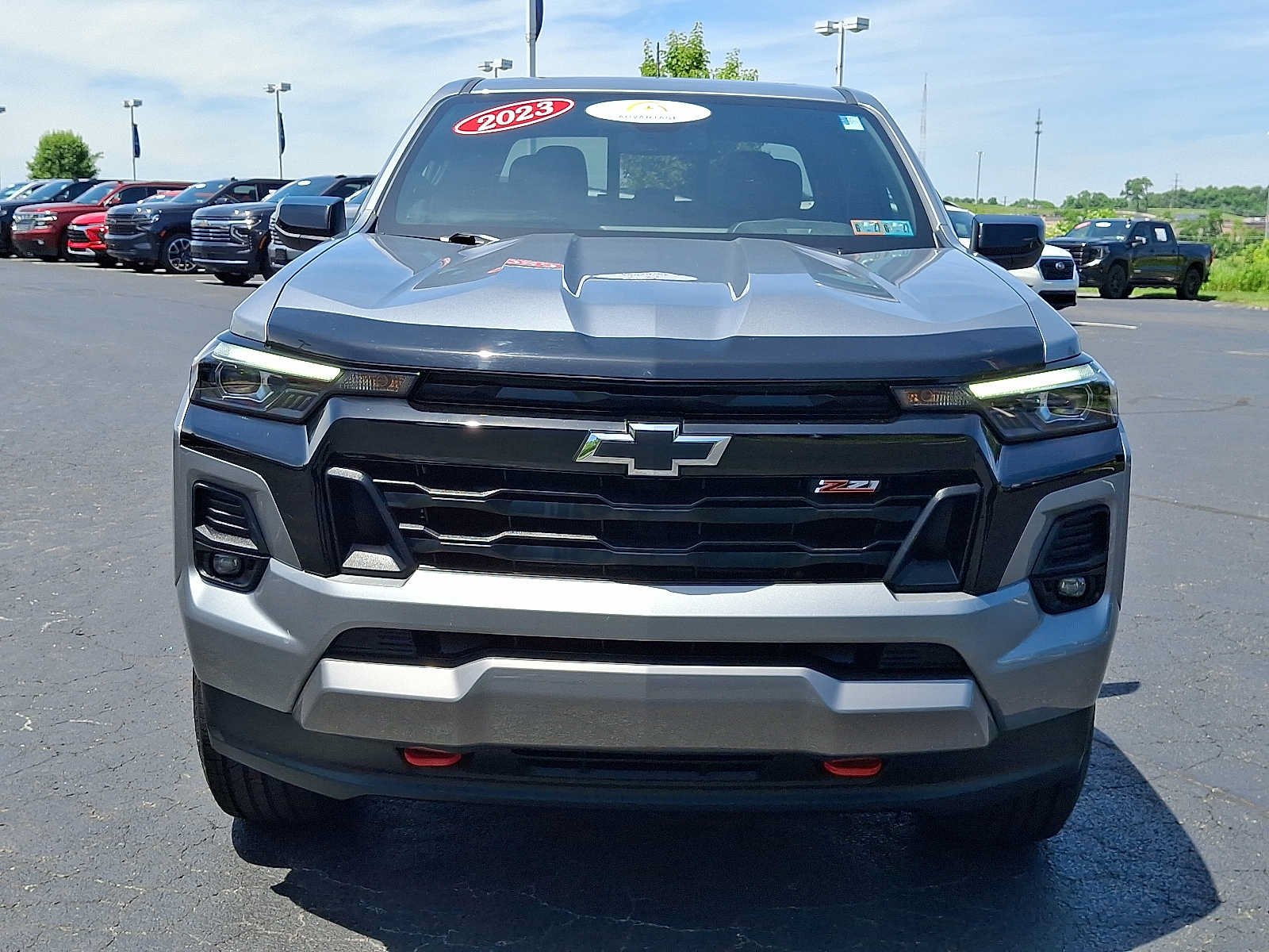 Used 2023 Chevrolet Colorado Z71 w/ Z71 Convenience Package 2 AWD/4WD image 2