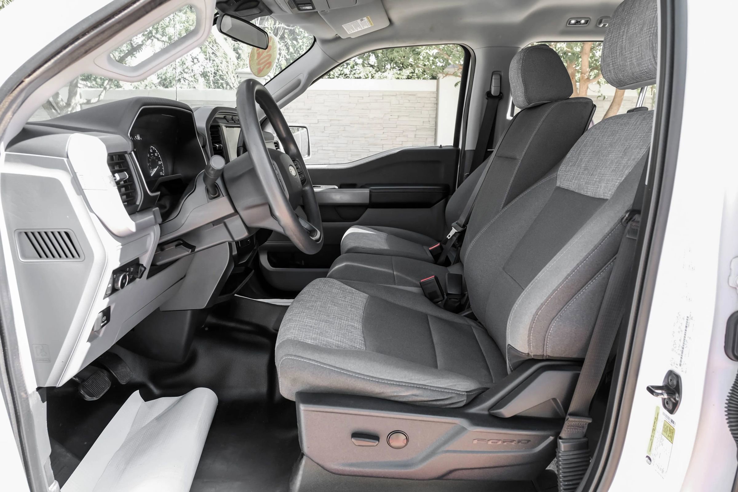 Used 2019 Ford F150 XLT w/ Equipment Group 302A Luxury image 13