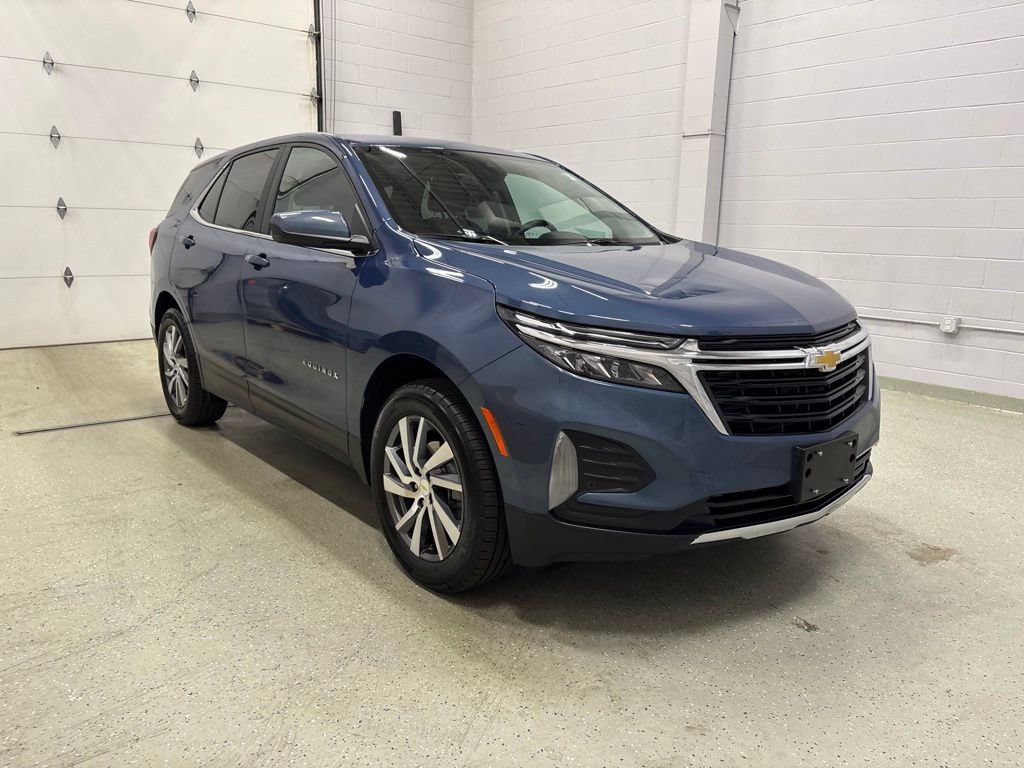 Used 2024 Chevrolet Equinox LT AWD/4WD image 2