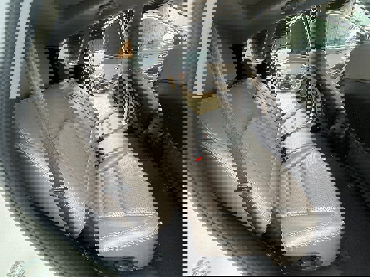 Used 2018 Hyundai Santa Fe SE w/ SE Ultimate Tech Package 03 image 18