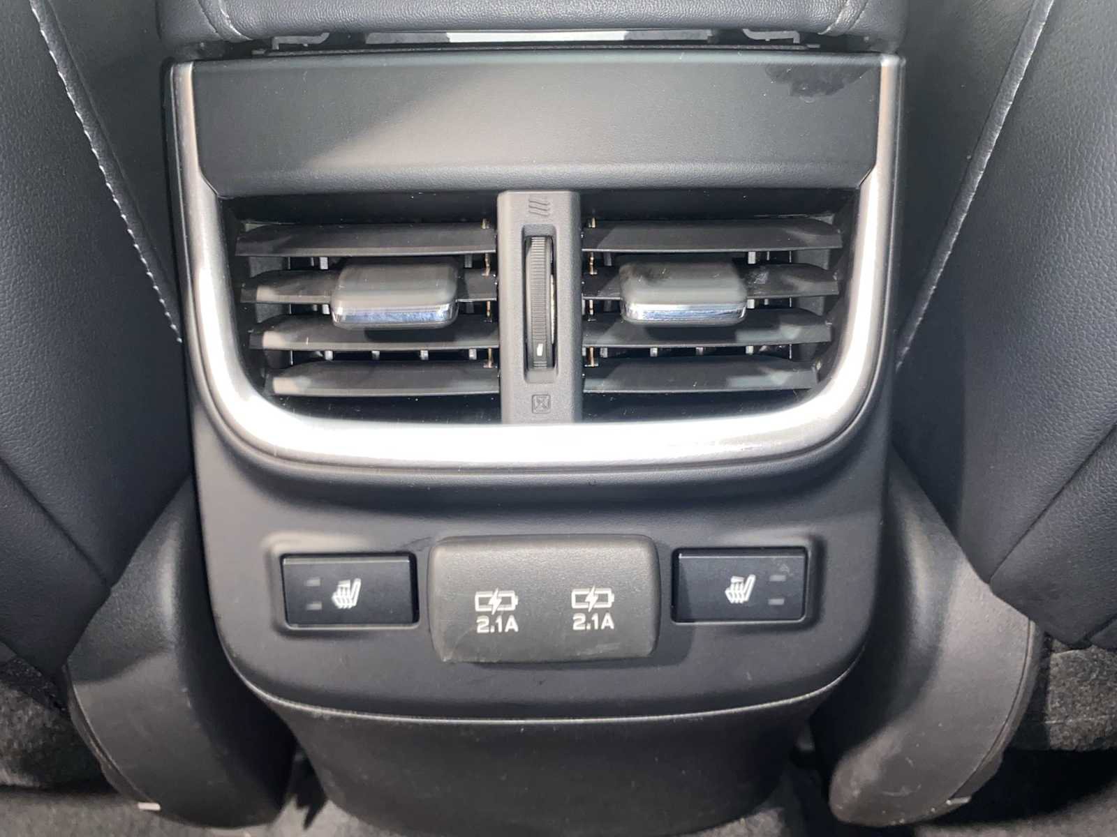 Used 2020 Subaru Outback Limited image 25