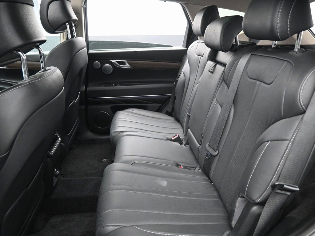 Used 2025 Genesis GV80 2.5T Advanced image 31