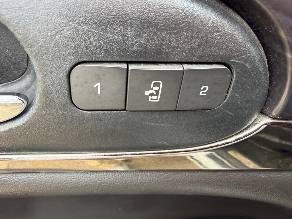 Used 2017 Buick Enclave Leather FWD image 32