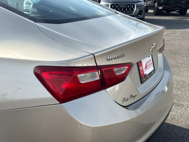 Used 2016 Chevrolet Malibu LT image 12