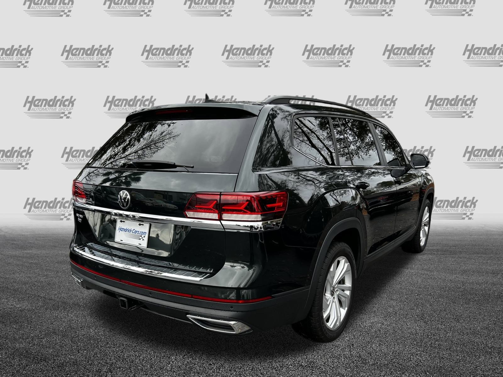 Used 2021 Volkswagen Atlas SE w/ Panoramic Sunroof Package image 9