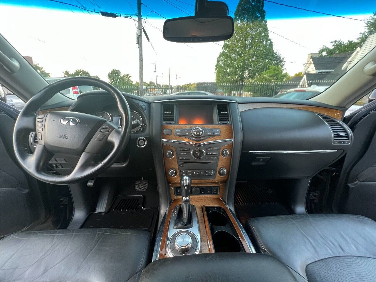 Used 2014 INFINITI QX80 4WD w/ Theater Package image 25