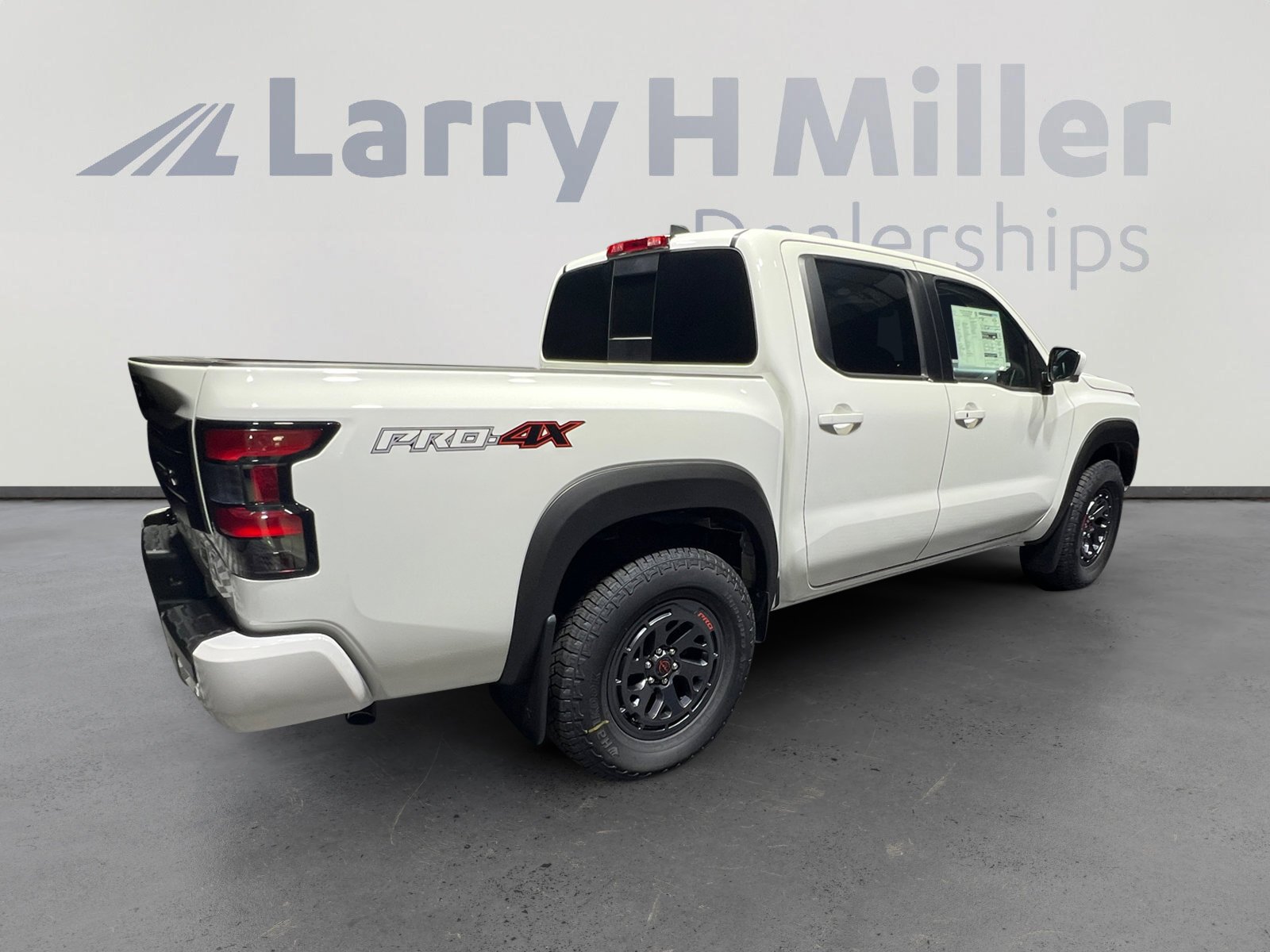 New 2026 Nissan Frontier PRO-4X image 5