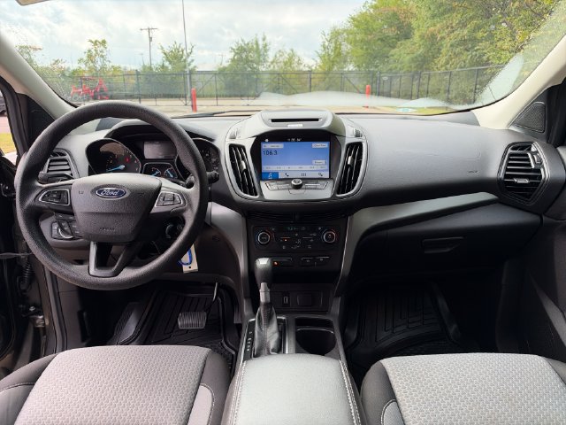 Used 2017 Ford Escape SE w/ Equipment Group 201A AWD/4WD image 15