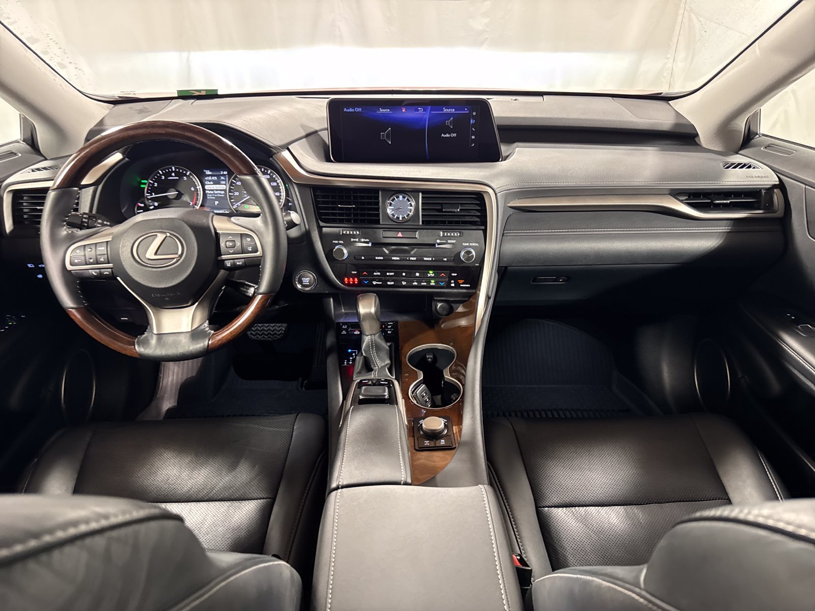 Used 2017 Lexus RX 350 AWD w/ Premium Package image 4