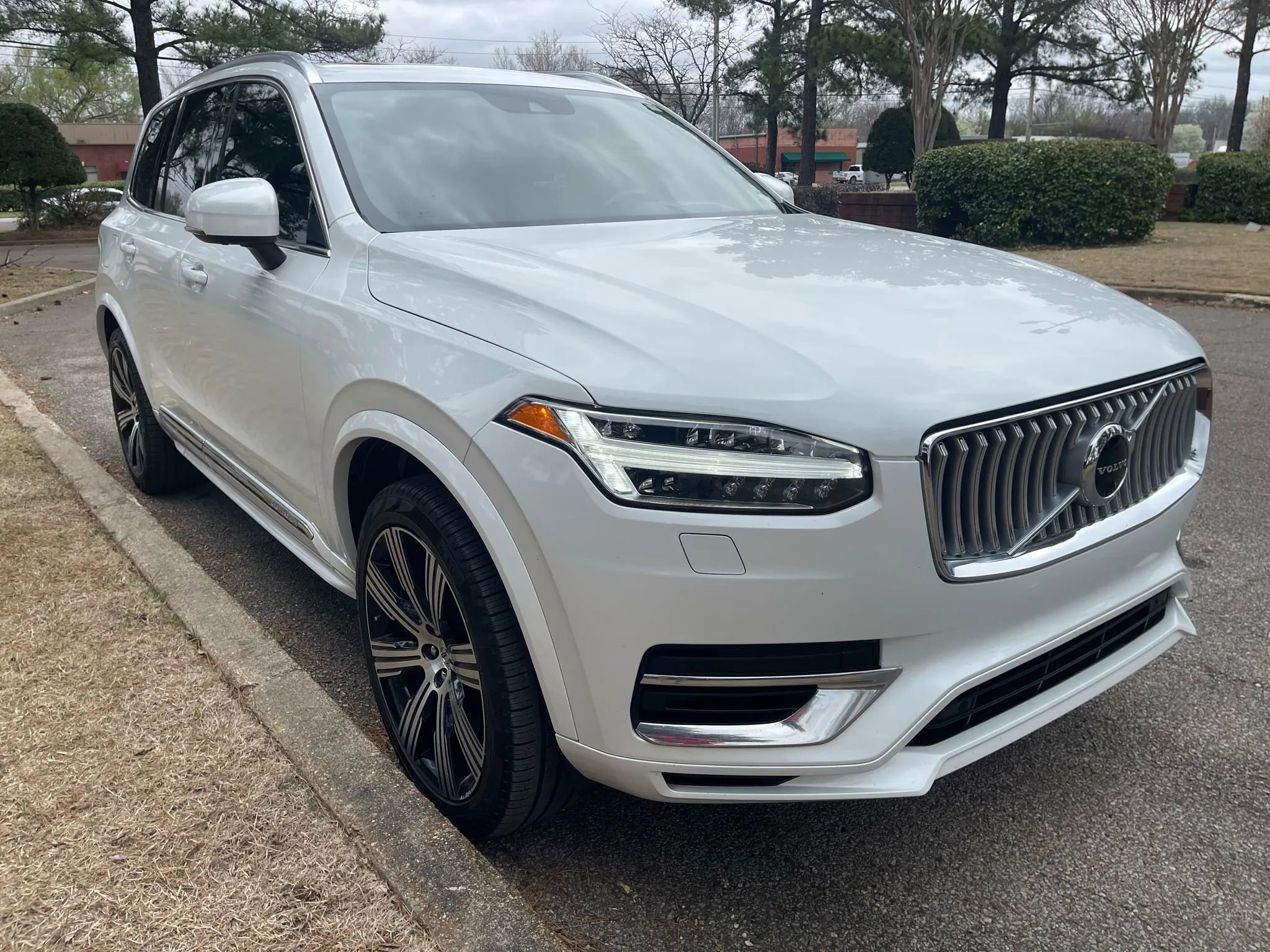 Used 2022 Volvo XC90 T8 Inscription Expression w/ Advanced Package image 7