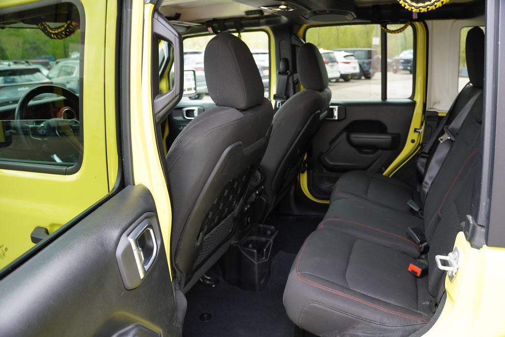 Used 2022 Jeep Wrangler Unlimited Rubicon AWD/4WD image 18