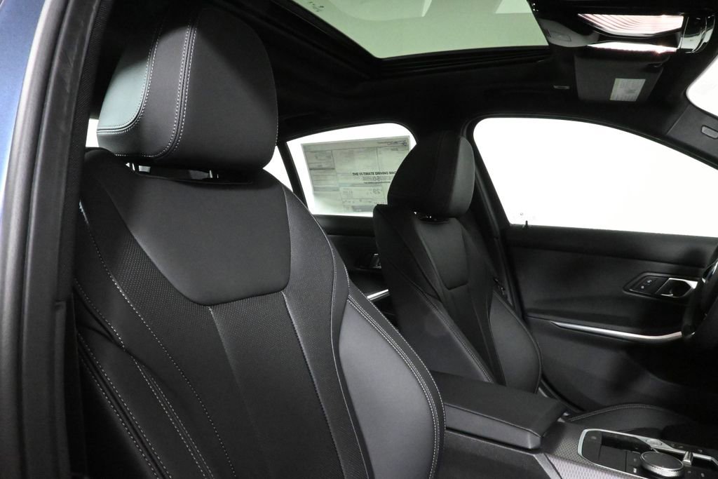 Used 2026 BMW 330i xDrive Sedan w/ Convenience Package image 34