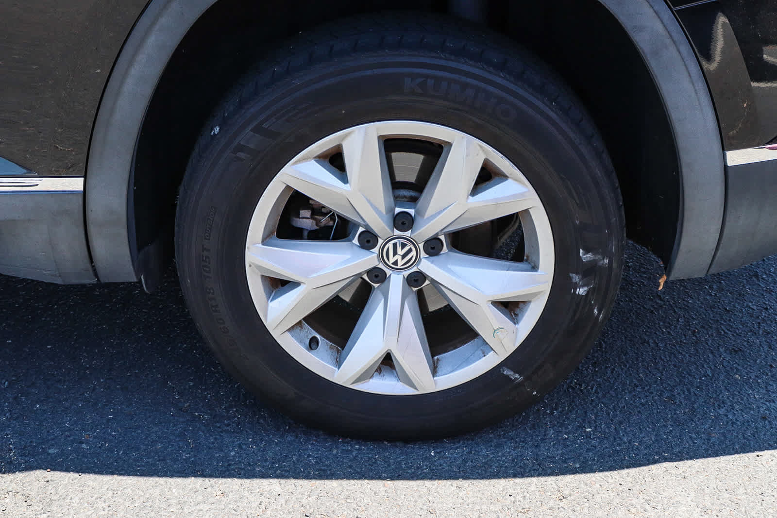 Used 2018 Volkswagen Atlas SEL AWD/4WD image 16