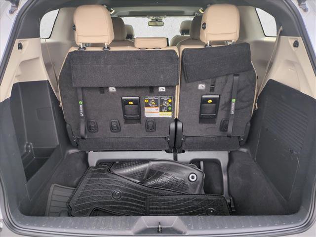 Used 2023 Toyota Sienna XLE image 6