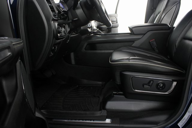 Used 2022 RAM 1500 Limited w/ Body Color Bumper Group image 17