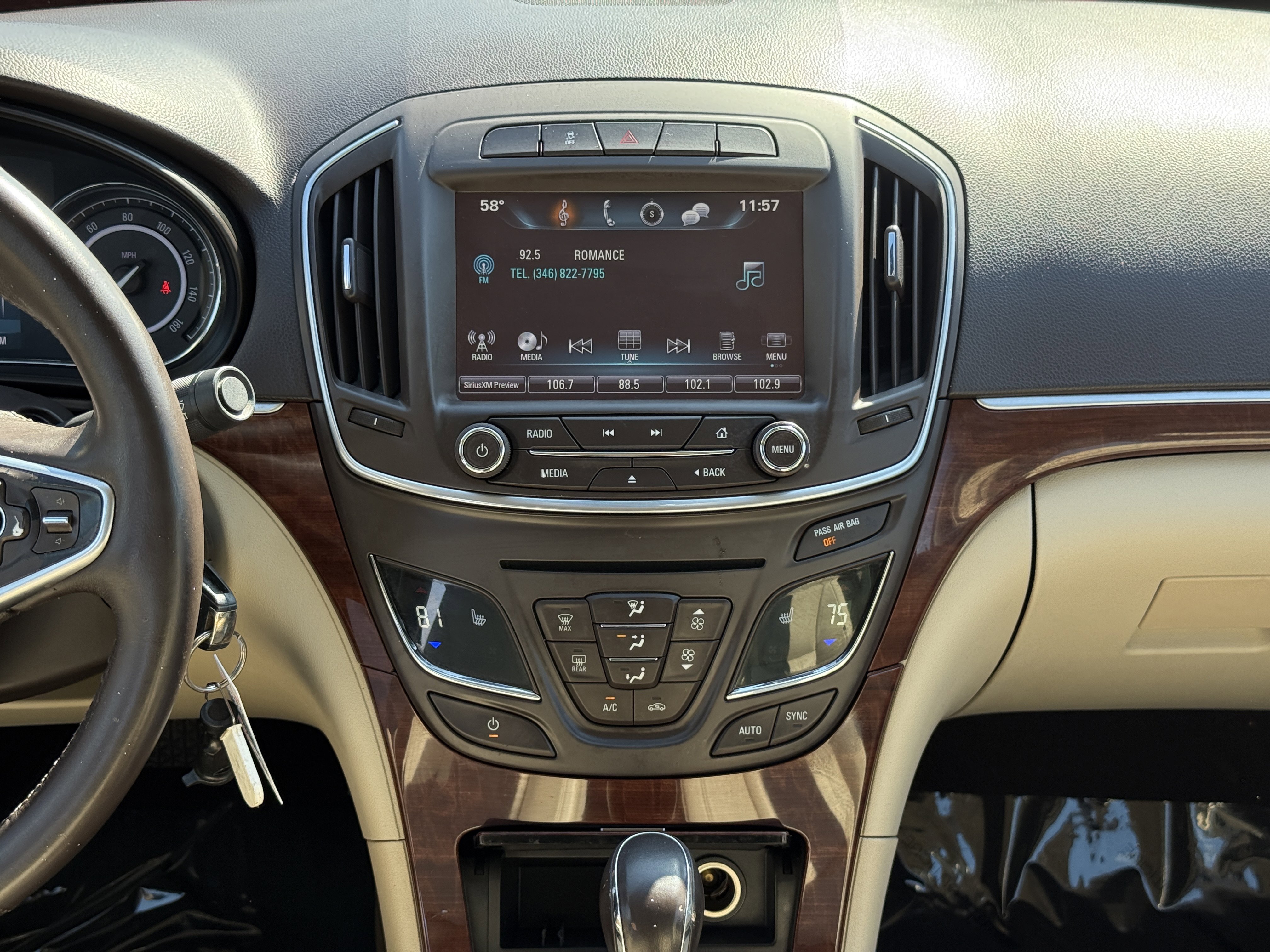 Used 2016 Buick Regal FWD image 19