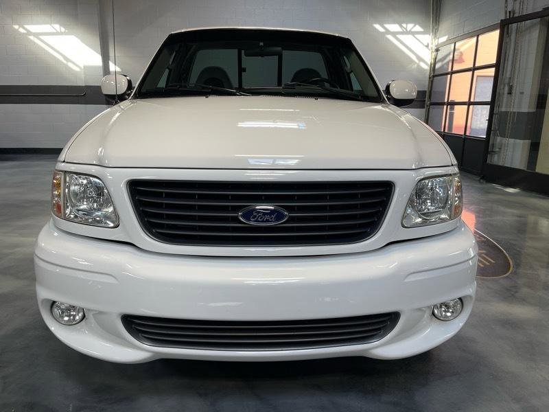 Used 2003 Ford F150 Lightning image 5