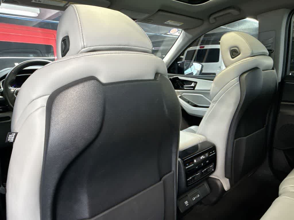 Used 2024 Acura MDX w/ Technology Package FWD image 23