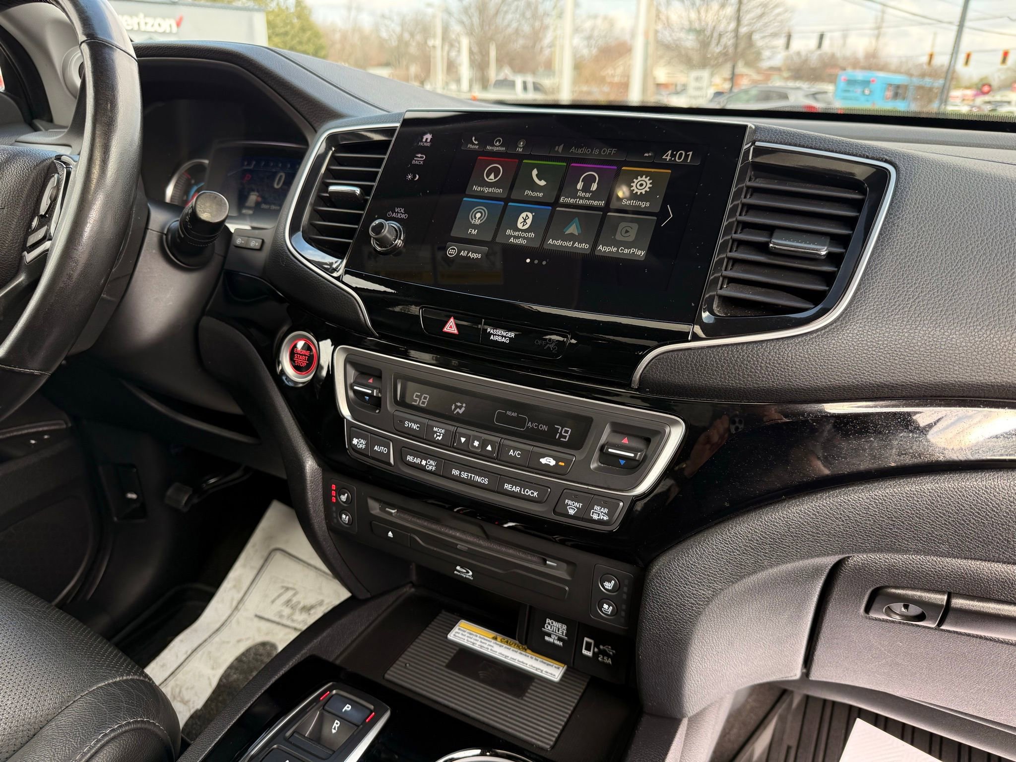 Used 2020 Honda Pilot Elite image 17