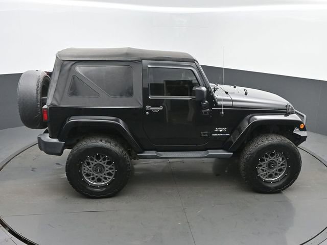 Used 2017 Jeep Wrangler Sahara w/ Connectivity Group image 38
