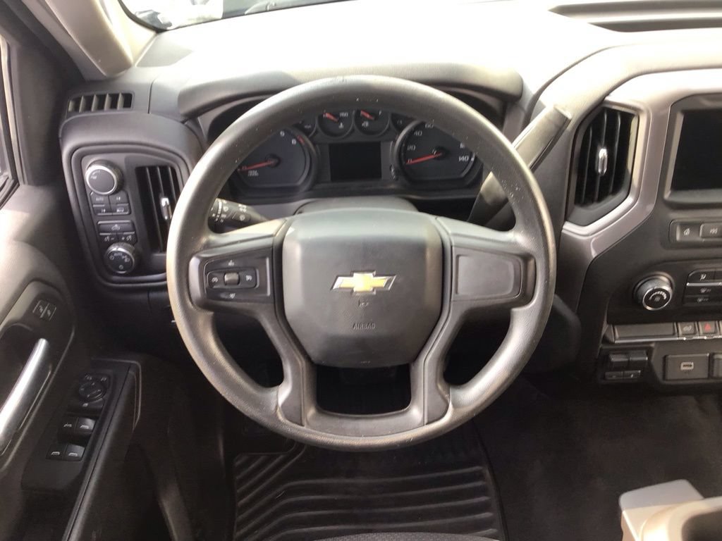 Used 2020 Chevrolet Silverado 1500 Custom w/ Custom Value Package AWD/4WD image 16