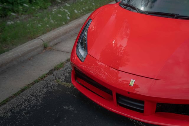 Used 2018 Ferrari 488 Spider RWD image 37