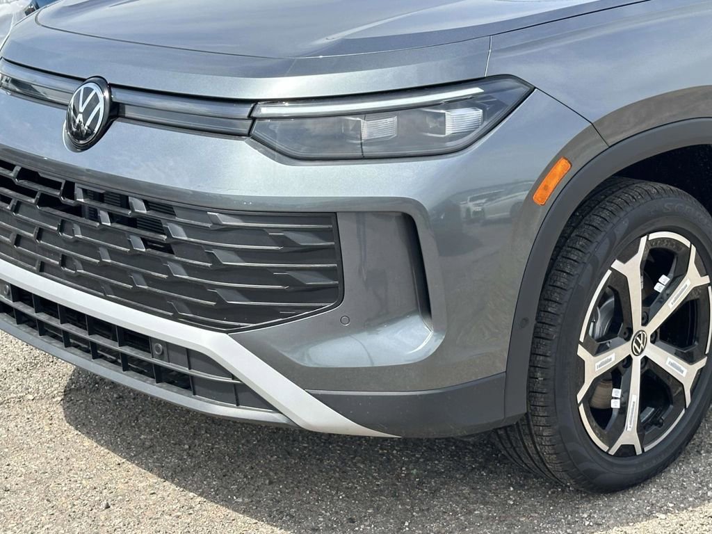 New 2026 Volkswagen Tiguan SE image 7